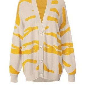 CAbi Spring 21 Roar Cardigan sz S NEW
